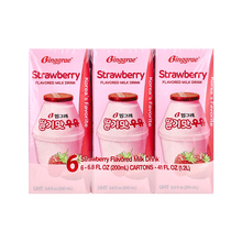Load image into Gallery viewer, Binggrae Strawberry Flavored Milk Drink 빙그레 딸기맛 우유(200ml)