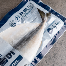 Load image into Gallery viewer, Jeju Salted Mackerel (Frozen) 제주 간 고등어 (냉동) (~350g)