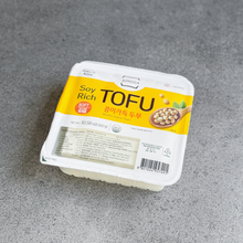 Load image into Gallery viewer, Jongga Soy Rich Tofu For Stew 종가집 콩이가득 두부 (찌개용) (300g)