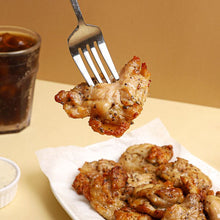 Load image into Gallery viewer, Oven Grilled Boneless Chicken Leg Meat (Frozen) 오븐구이 닭다리살 순살치킨 (냉동) (300g)
