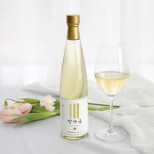Load image into Gallery viewer, Samyangchoon Yakju 삼양춘 약주 (500ml)