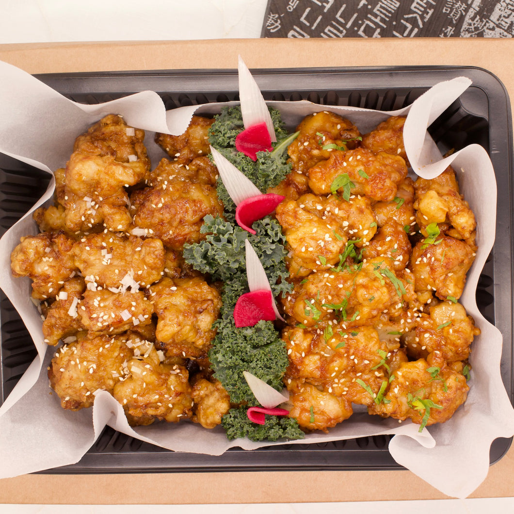 [Seoul Recipe] Half & Half Fried Chicken (Spicy Sauce + Soy Sauce) 반반 치킨 바이트 (간장 + 매콤 소스) (16pcs / 30pcs)