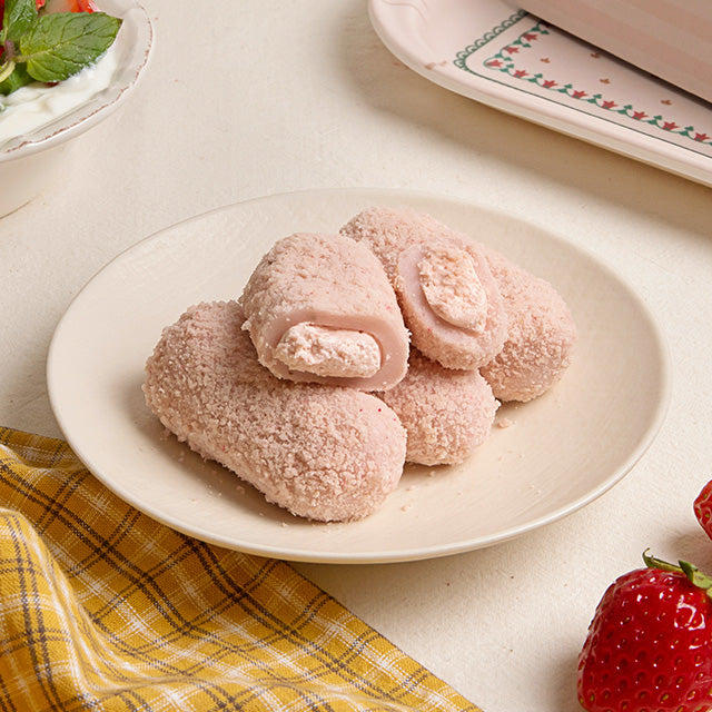 Strawberry Cream Cheese Rice Cake (Frozen) 크림치즈를 품은 딸기 찹쌀떡 (냉동) (540g)