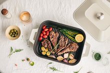 Load image into Gallery viewer, Brio Grill Pan  브리오 IH인덕션 사각 그릴팬 (2 colors)
