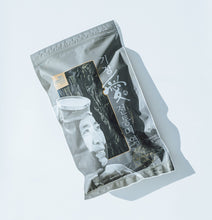 Load image into Gallery viewer, Traditional Seaweed 해녀가 인정한 전통 미역 (130g)