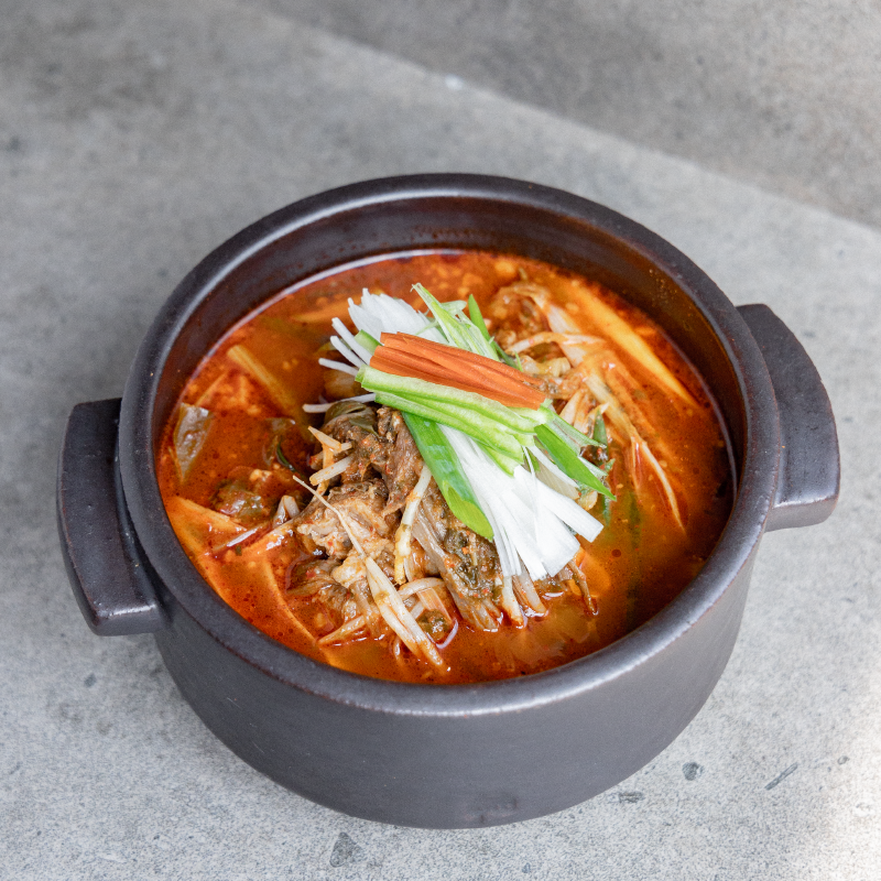 [Seoul Recipe] Korean Spicy Beef Soup (Hangover Soup) 얼큰 소고기 해장국 (1kg