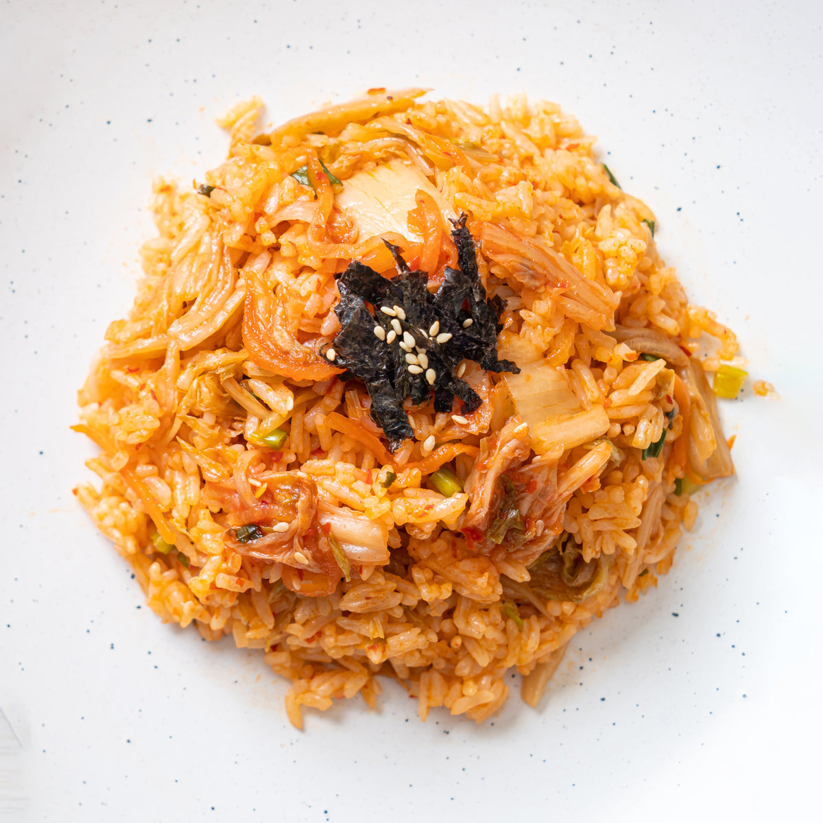 [Seoul Recipe] Korean Cabbage Kimchi Fried Rice with Fried Egg 계란후라이 김