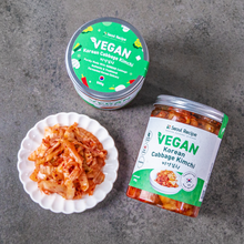 Load image into Gallery viewer, [Seoul Recipe] Vegan Cabbage Kimchi 비건 김치 (맛김치) (500g)
