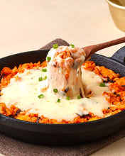 Load image into Gallery viewer, [Goreun] Spicy Boneless Chicken Stew 순살 매콤 닭볶음탕 (850g)
