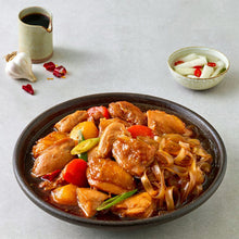 Load image into Gallery viewer, Andong-style Boneless Soy Sauce Chicken (Frozen) 안동식 순살 찜닭 (냉동) (750g, 2ppl)
