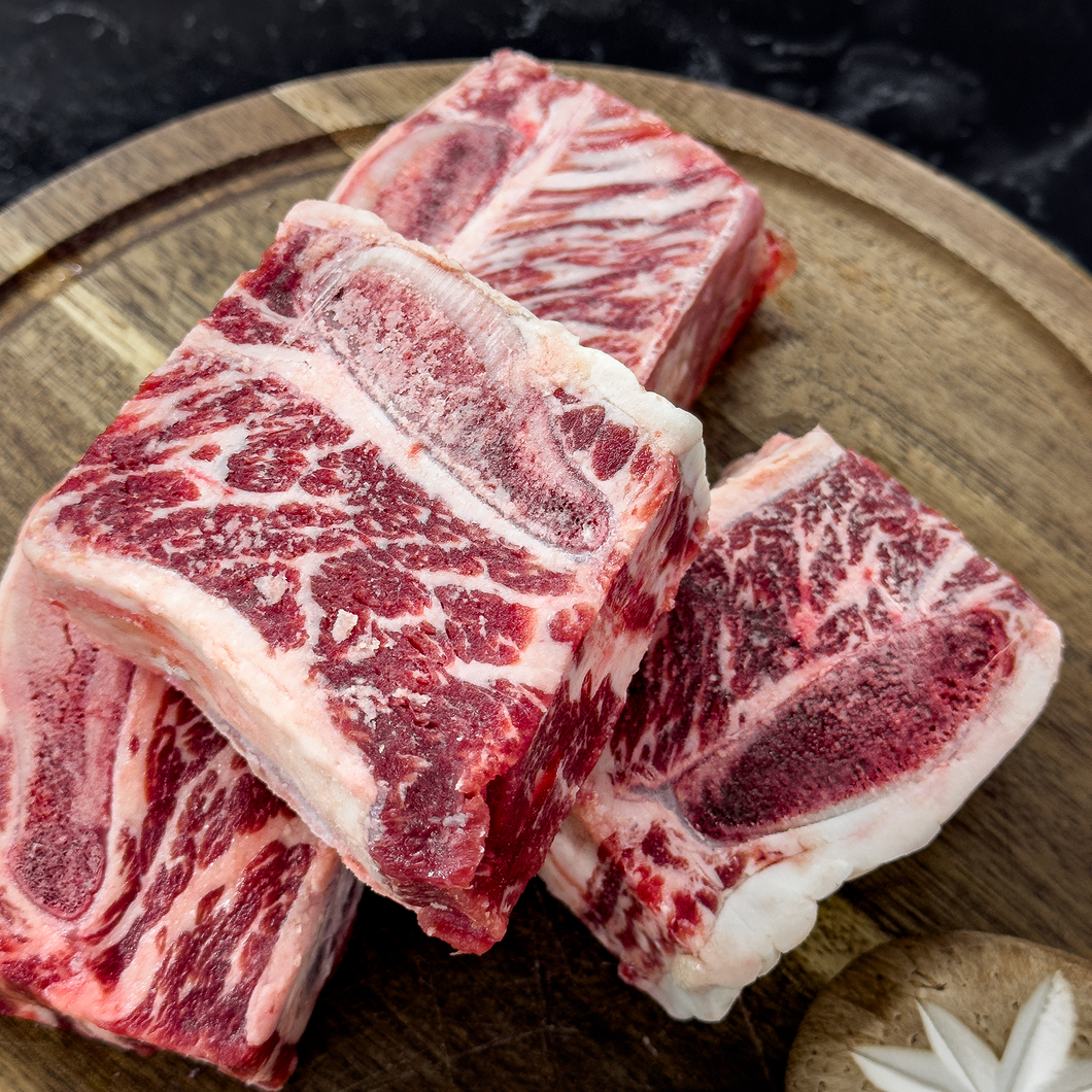 [Seoul Recipe] Canadian Beef Short Rib Block for Stew Or Braised (Frozen) 캐나다산 소 찜갈비 (냉동) (1kg)