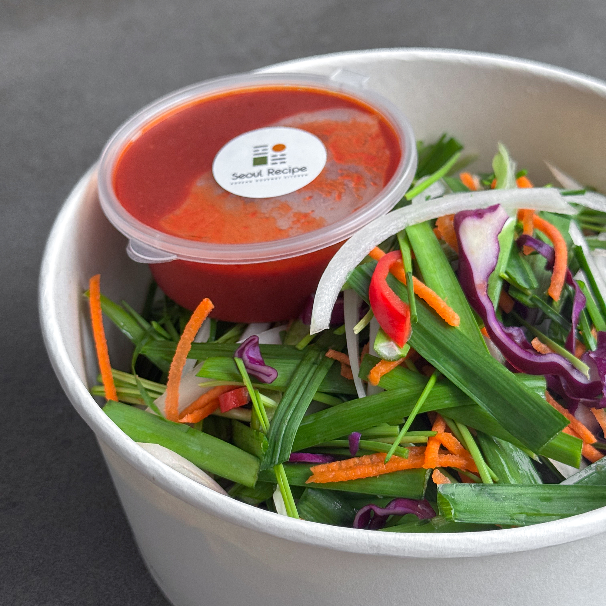 [Seoul Recipe] Chive Spring Onion Salad 부추양파 샐러드 (300g)