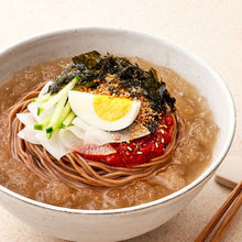 Load image into Gallery viewer, Chuncheon-style Cold Buckwheat Noodles (Cold Soup / Spicy Bibim) (Frozen) (2ppl) 고른 메밀막국수 밀키트 (물막국수/비빔막국수) (냉동) (2인분)
