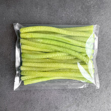 Load image into Gallery viewer, [Seoul Recipe] Cucumber Stick For Detox Juice 디톡스 주스용 오이 스틱 (500g)
