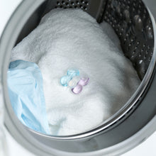 Load image into Gallery viewer, Deep Clean Laundry Detergent Capsule (30ea) 딥클린 고농축 캡슐형 세제 (30개입)
