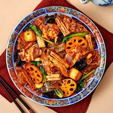 Load image into Gallery viewer, FavorEat Beef Belly Numbing Mala Stir-fry Pot 페이보잇 우삼겹 마라샹궈 (250g)
