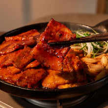 Load image into Gallery viewer, FavorEat Spicy Pork Belly 페이보잇 나혼자 먹는 고추장 삼겹살 (300g)
