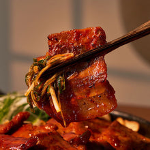 Load image into Gallery viewer, FavorEat Spicy Pork Belly 페이보잇 나혼자 먹는 고추장 삼겹살 (300g)
