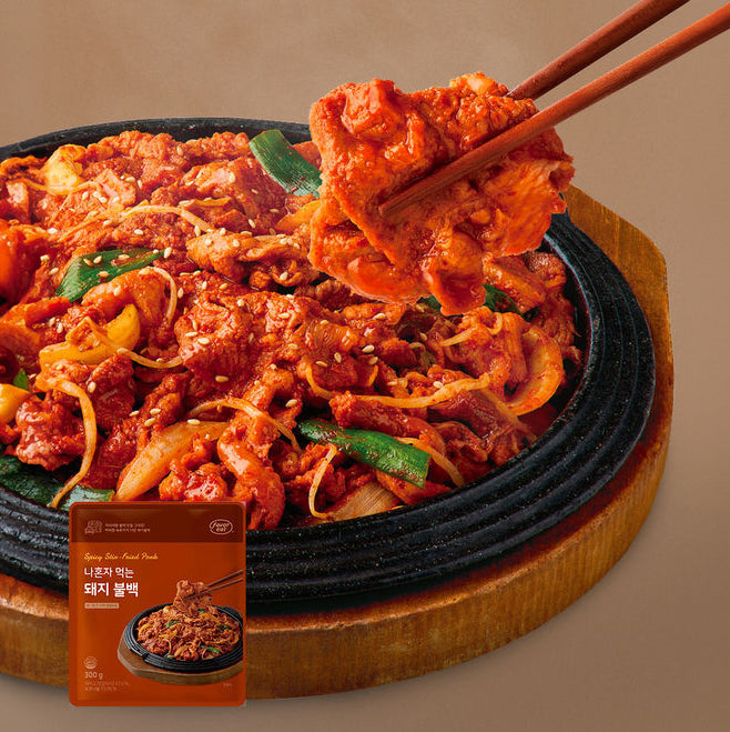 FavorEat Spicy Stir-fried Pork 페이보잇 나혼자 먹는 돼지 불백 (300g)