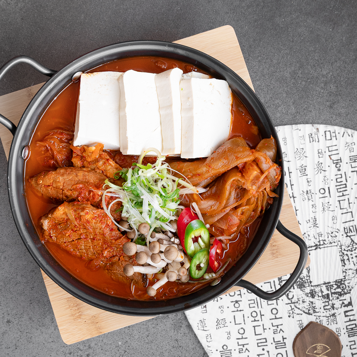 [Seoul Recipe] Fermented Josun Hotel Kimchi Braised Pork (3-4 servings) 조선호텔 김치 묵은지 찜 (3-4인분)