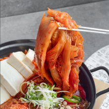 Load image into Gallery viewer, [Seoul Recipe] Fermented Josun Hotel Kimchi Braised Pork (3-4 servings) 조선호텔 김치 묵은지 찜 (3-4인분)

