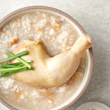 Load image into Gallery viewer, Goreun Selected Whole Chicken Leg Nurungji Baeksuk 고른 통닭다리 누룽지 백숙 (600g)
