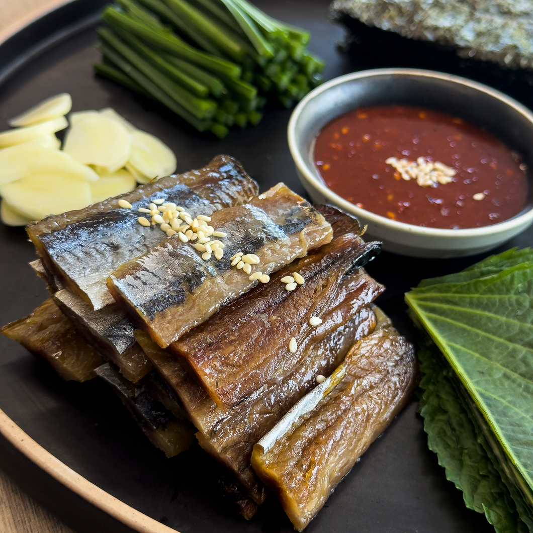 (Flash Menu⚡) [Seoul Recipe] Chewy Half-Dried Korean Sardine Set 쫀득 과메기 쌈 세트