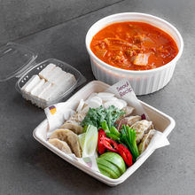 Load image into Gallery viewer, [Seoul Recipe] Homemade Kimchi Pork Neck Stew With Dumplings Meal Kit 돼지 목살 만두 김치찌개 밀키트 (3-4 ppl)
