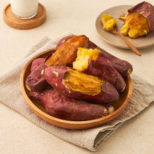 Load image into Gallery viewer, [🎃10% OFF] Ice Roasted Sweet Potato (Frozen) 불로구마 직화 아이스 군고구마 (냉동) (500g)
