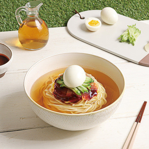 Jeju Style Cold Wheat Noodles (Frozen) 산방식당 제주식 밀냉면 (냉동) (550g)