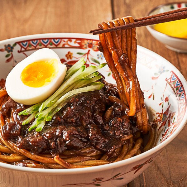 Korean Minced Pork Jjajang Noodles (Frozen) 유니 짜장면 (냉동) (460g, 2ppl)