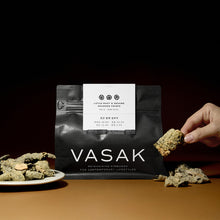 Load image into Gallery viewer, [VASAK] Lotus Root &amp; Sesame Zipper Bag 연근 참깨 김부각 (50g)
