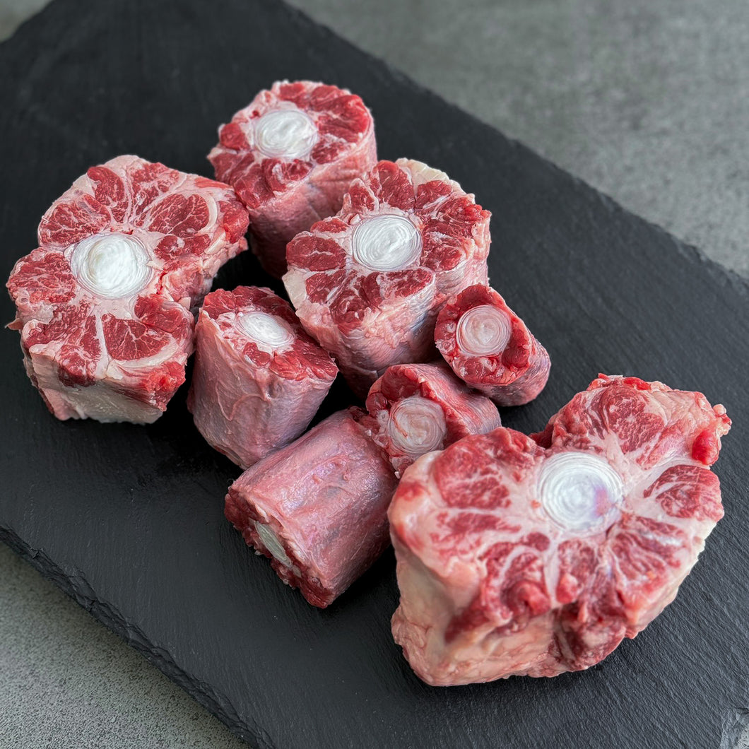 [Seoul Recipe] Premium Wagyu Ox Tail (Frozen) 고급 소꼬리 (냉동) (1 kg)