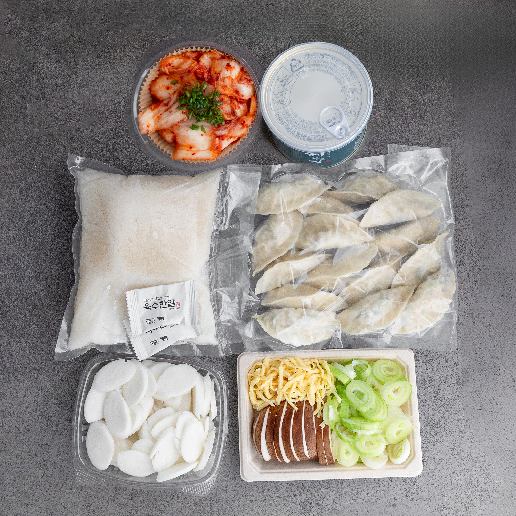 [Seoul Recipe] Rice Cake Dumpling Soup Meal Kit (2ppl) 떡만둣국 밀키트 (2인분)