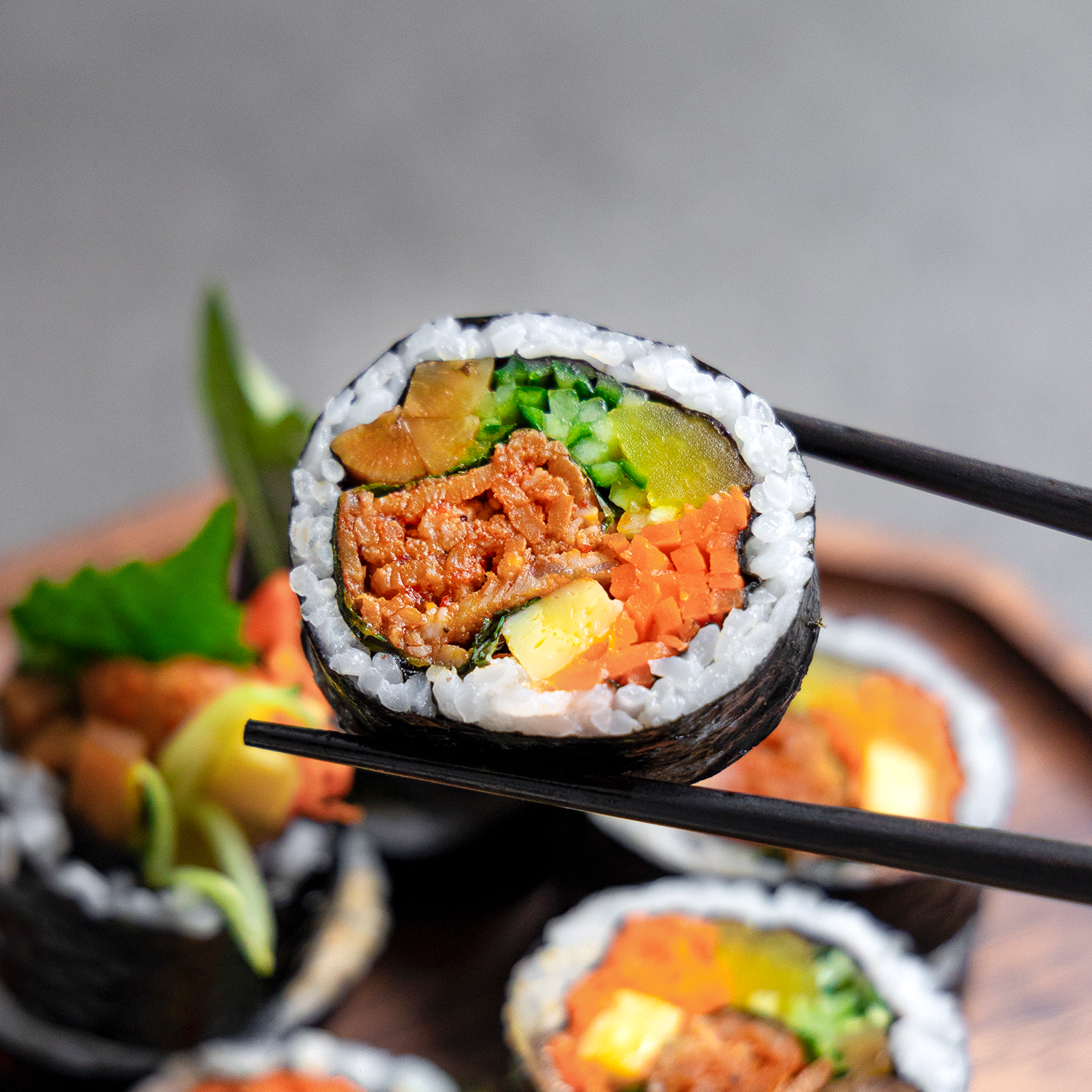 [Seoul Recipe] Spicy Pork Belly Gimbap (2 rolls) 고추장 삼겹살 김밥 (2줄)
