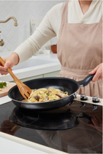 Load image into Gallery viewer, Never Stick Frying Pan Charcoal 네버스틱 후라이팬 차콜 (28cm)
