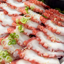 Load image into Gallery viewer, [Seoul Recipe] Sliced Octopus With Cold &amp; Spicy Sauce 문어 숙회 샐러드 (850g)
