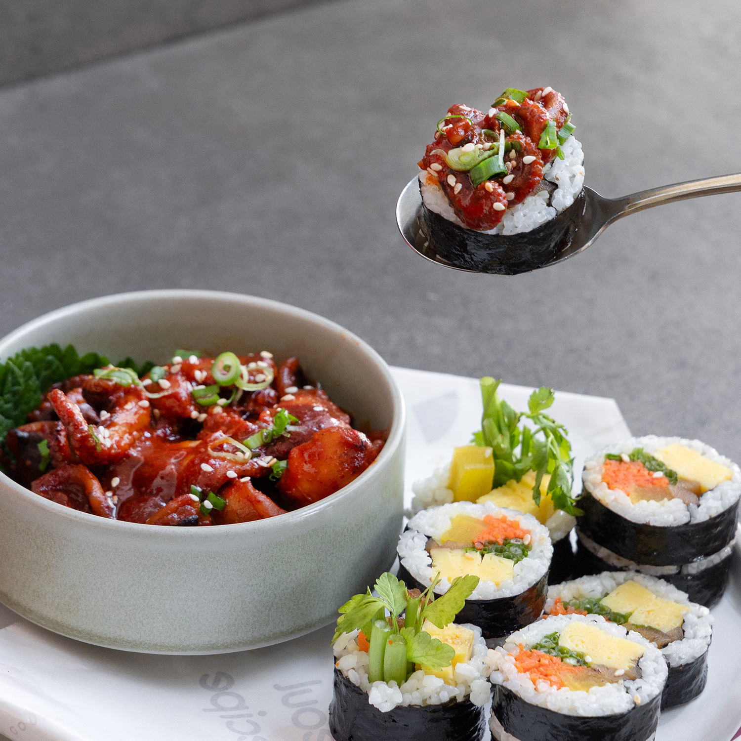 [Seoul Recipe] Spicy Octopus With Minari Gimbap (2-3ppl) 낙지 볶음 미나리 김밥 세트 (2-3인분)