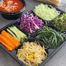 Load image into Gallery viewer, [Seoul Recipe] Spicy Cold Noodles Meal Kit 매콤달콤 쫄면 밀키트 (2ppl)
