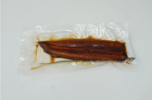 Load image into Gallery viewer, Freshwater Seasoned Eel (Frozen) 간편 한 끼 민물양념장어 (냉동) (90g)
