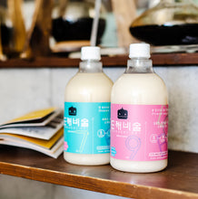 Load image into Gallery viewer, Dokkaebi Rice Wine 도깨비 막걸리 (7% / 9%, 750ml)
