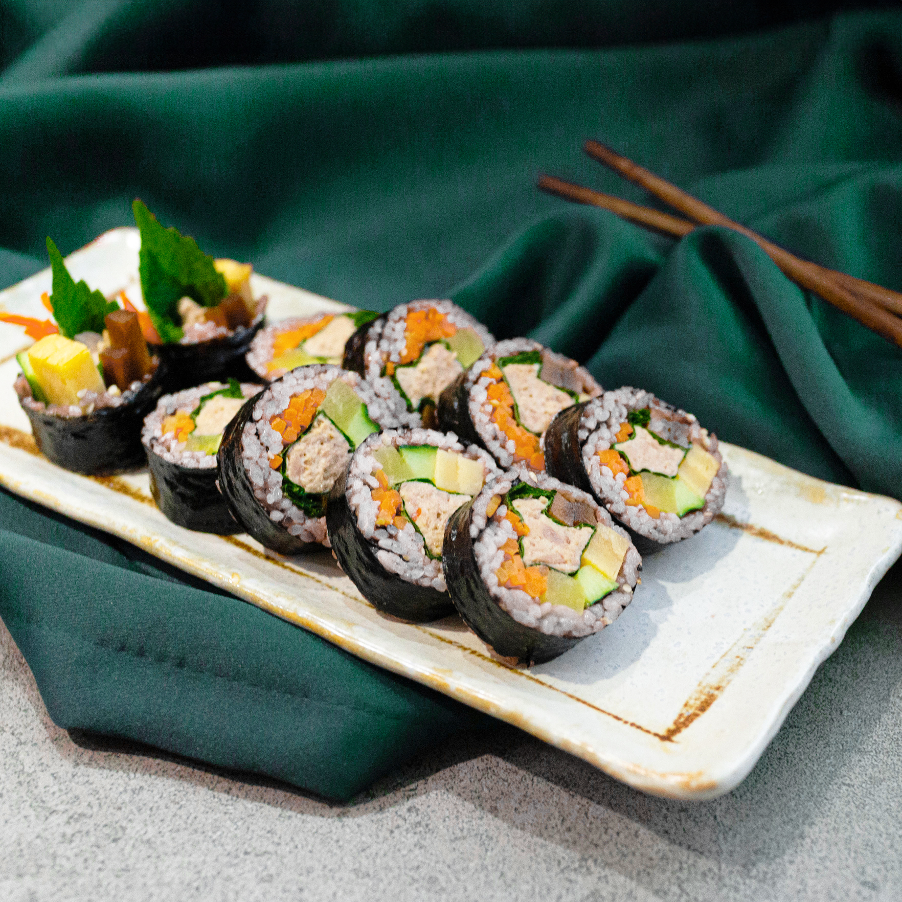 [Seoul Recipe] Signature Korean Gimbap (2 Rolls) 시그니처 김밥 (2줄)