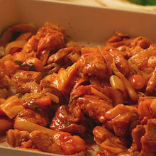 Load and play video in Gallery viewer, FavorEat Stir-fried Chicken Leg 페이보잇 나혼자 먹는 양념 닭갈비 (300g)
