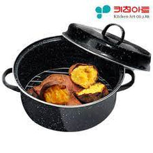 Load image into Gallery viewer, Multi Pot 24cm (For Grilling Chestnut / Sweet Potatoes) 직화냄비 24cm (밤,고구마 전용)

