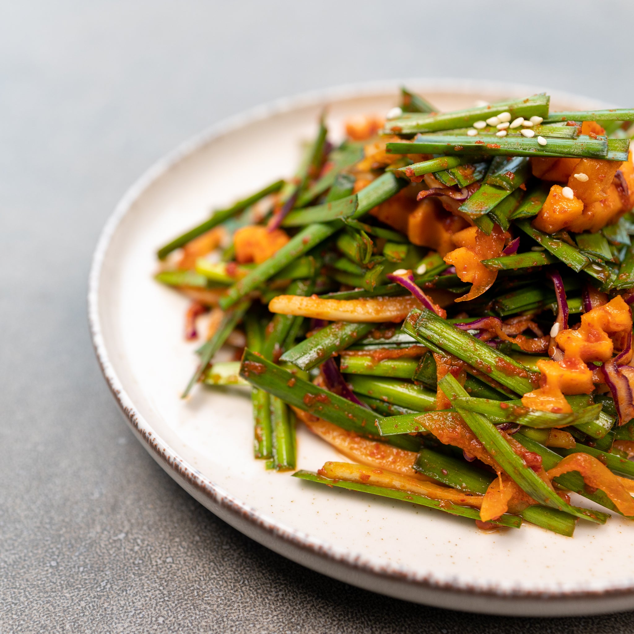 [Seoul Recipe] Korean Spicy Chive Salad 매콤 부추 샐러드 (300g)
