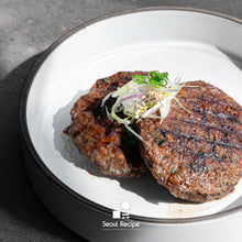 Load image into Gallery viewer, [Seoul Recipe] Galbi Tteokgalbi Meat Patty (Only Beef, No Mixed Pork) (Frozen) 순수 미니  갈비 떡갈비 (냉동) (2 pcs / 300g)
