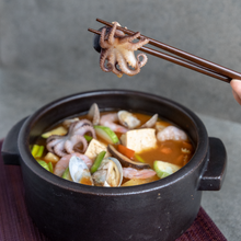 Load image into Gallery viewer, [Seoul Recipe] Homemade Seafood Tofu Stew (2ppl) 해물 순두부찌개 (800g)
