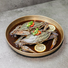 Load image into Gallery viewer, [Seoul Recipe] Soy Sauce Marinated Crab (2 Crabs, 800g), 간장 게장 (국산 대사이즈 2마리, 800g) (Frozen)

