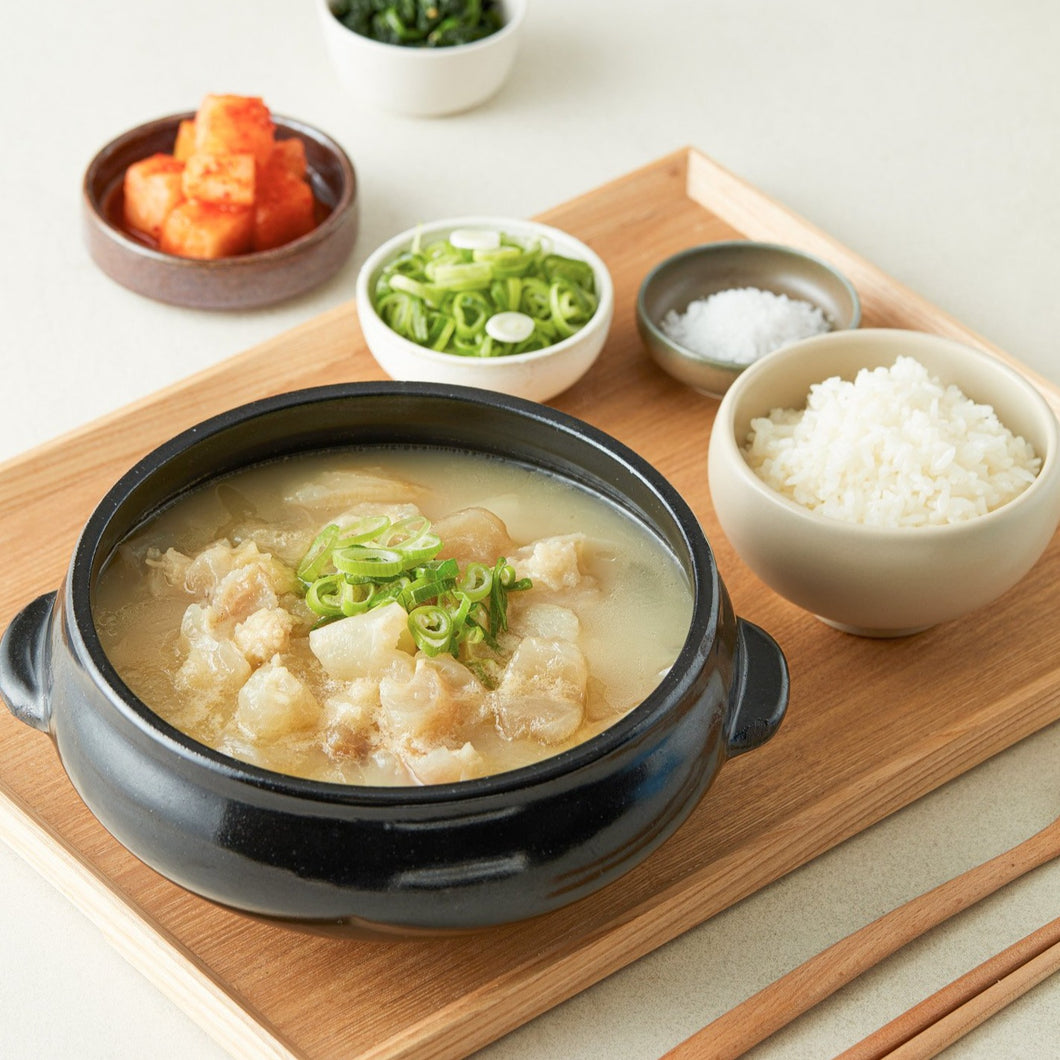 Korean Beef Tendon Soup (Frozen) 한우 사골 도가니탕 (냉동)