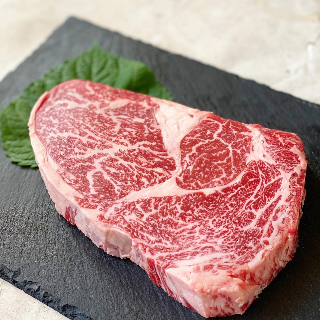 [Seoul Recipe] Rib Eye Wagyu Steak (Frozen) (M7) 최고급 와규 립아이 스테이크 (냉동) (250g)